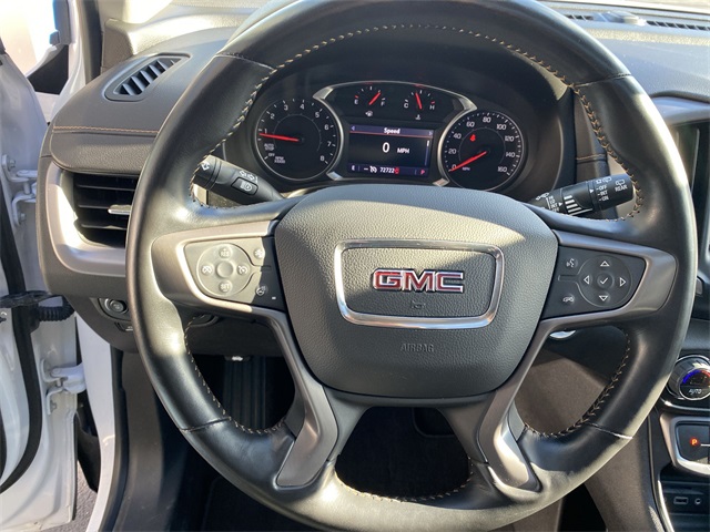 Additional photo of vehicle.