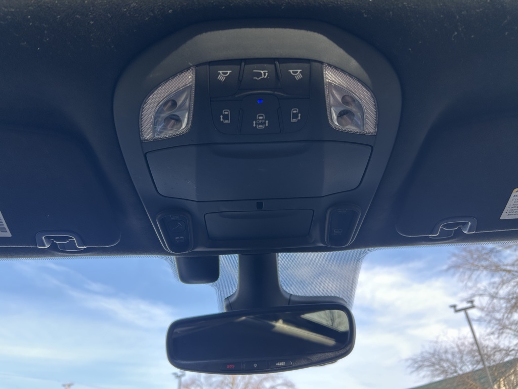 used 2021 Chrysler Pacifica car, priced at $26,287