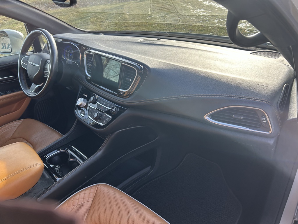 used 2021 Chrysler Pacifica car, priced at $26,287