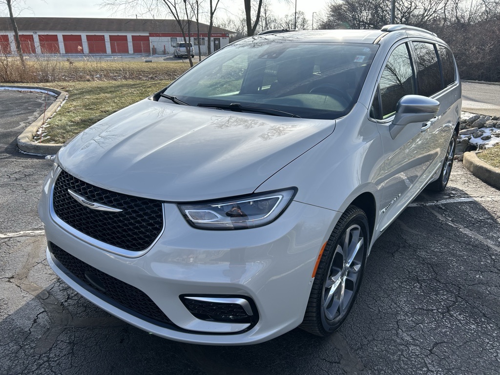 used 2021 Chrysler Pacifica car, priced at $26,287