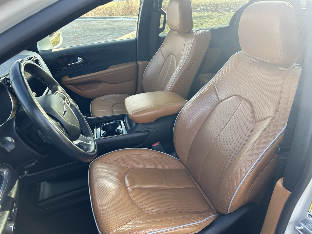 used 2021 Chrysler Pacifica car, priced at $26,287