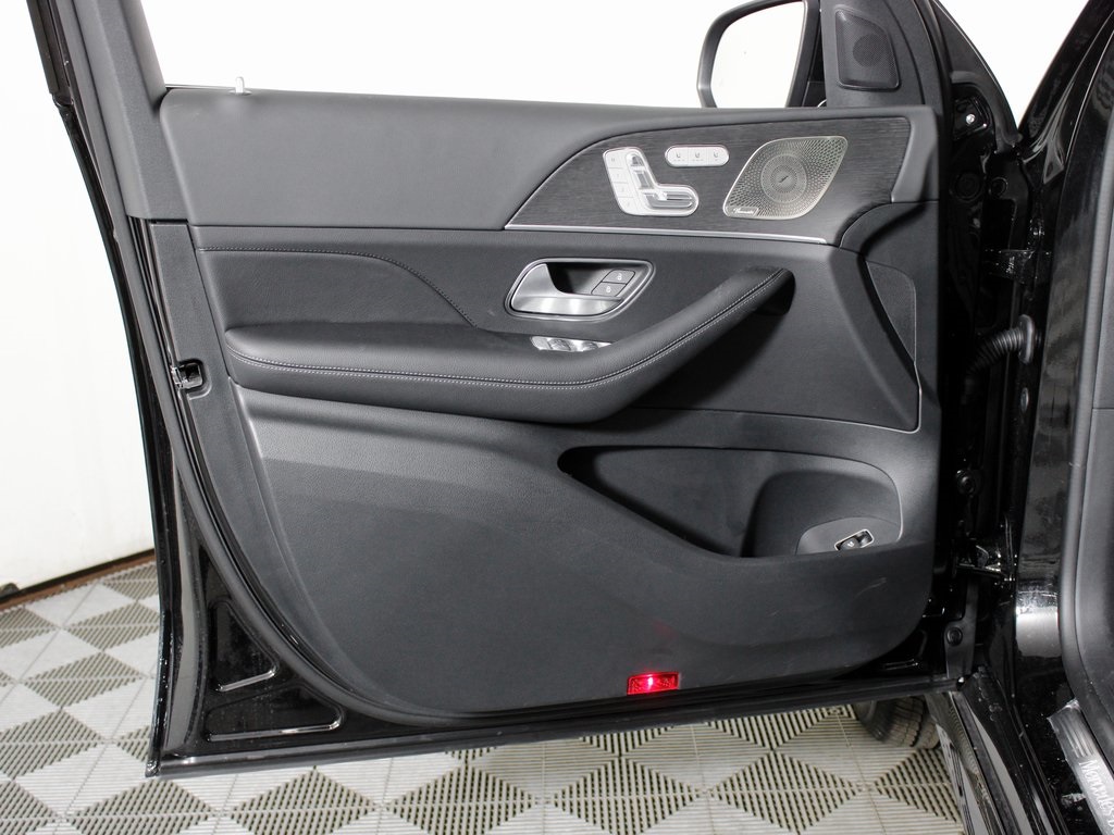 used 2026 Mercedes-Benz GLE car, priced at $65,550