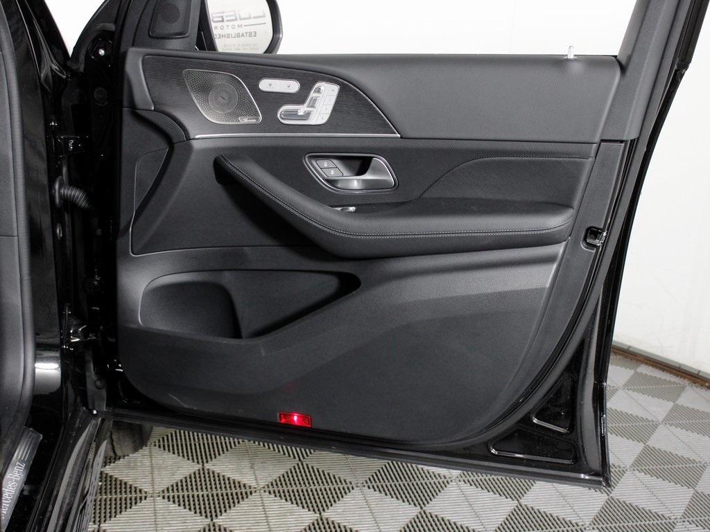 used 2026 Mercedes-Benz GLE car, priced at $65,550