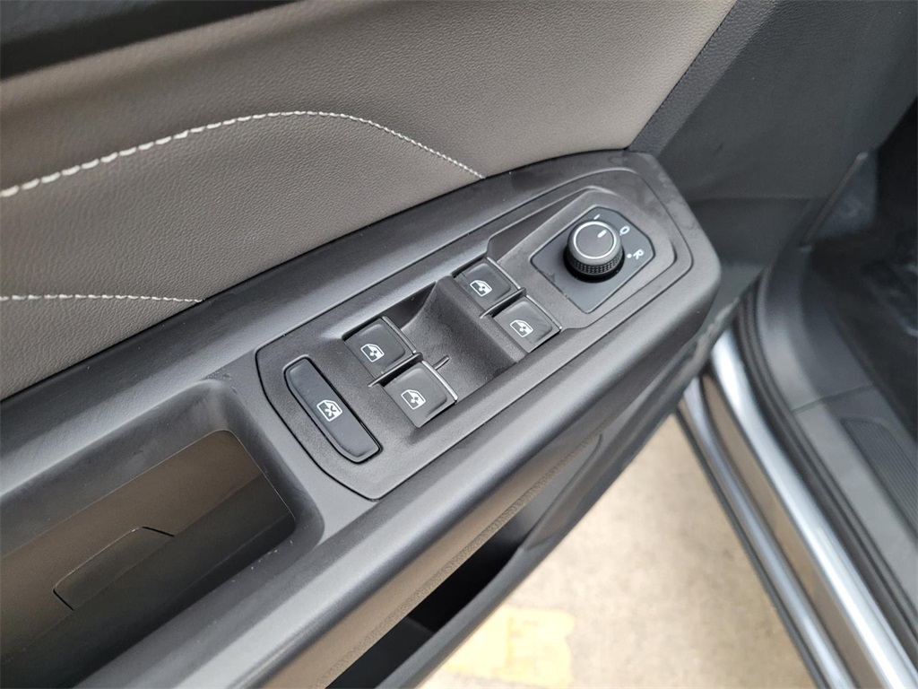 used 2023 Volkswagen Atlas Cross Sport car, priced at $25,700