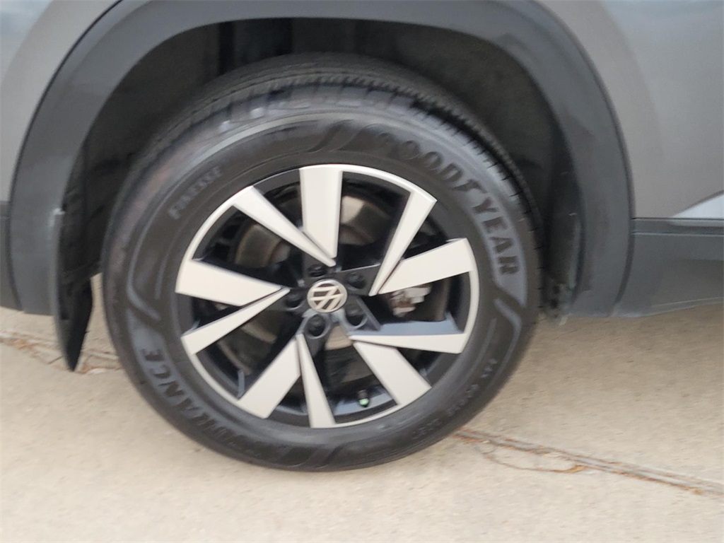 used 2023 Volkswagen Atlas Cross Sport car, priced at $25,700