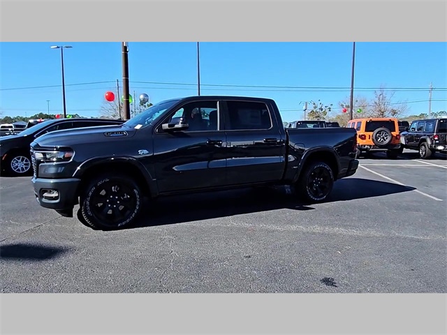 2026 Ram 1500 Big Horn Crew Cab 4x4 5'7" Box