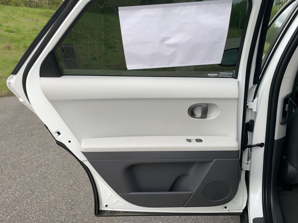 2025 Hyundai Ioniq 5 SEL photo 31