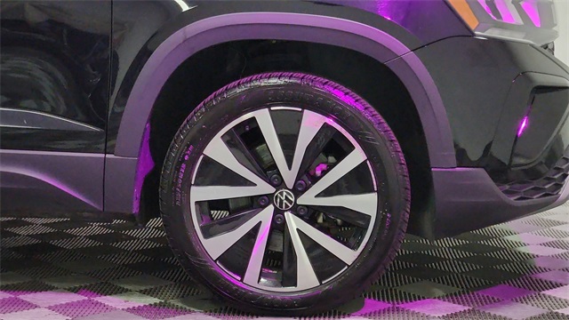 2024 Volkswagen Taos 1.5T SE FWD 2024 Volkswagen Taos 1.5T SE FWD