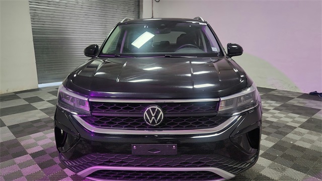 2024 Volkswagen Taos 1.5T SE FWD 2024 Volkswagen Taos 1.5T SE FWD