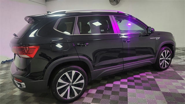 2024 Volkswagen Taos 1.5T SE FWD 2024 Volkswagen Taos 1.5T SE FWD