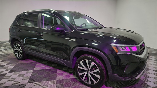 2024 Volkswagen Taos 1.5T SE FWD 2024 Volkswagen Taos 1.5T SE FWD
