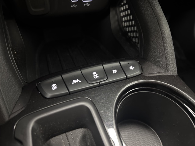 used 2024 Chevrolet TrailBlazer car, priced at $21,443