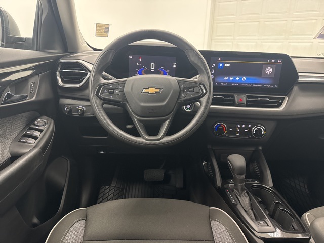 used 2024 Chevrolet TrailBlazer car, priced at $21,443