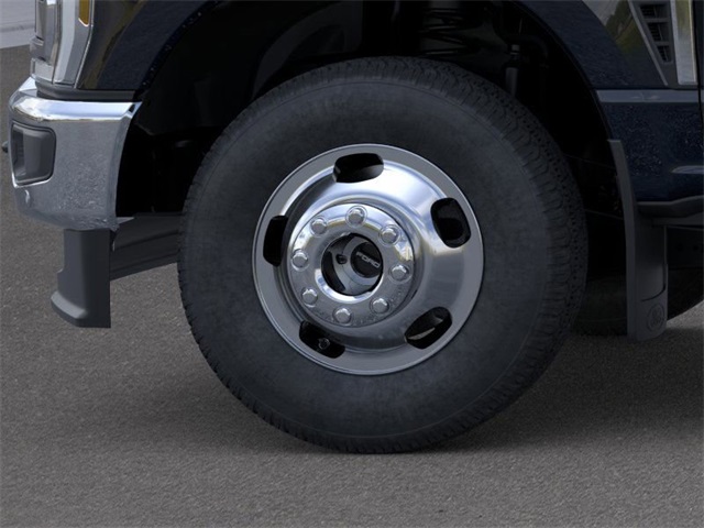 2025 Ford F-350 Lariat photo 19