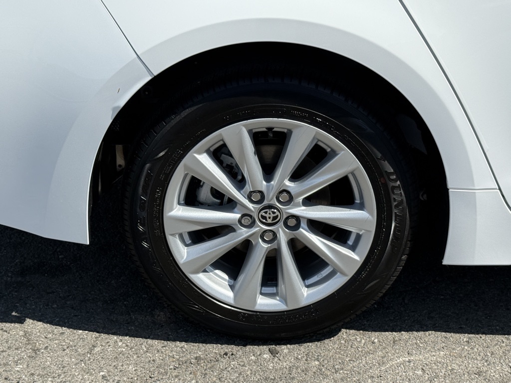 2025 Toyota Corolla LE photo 14