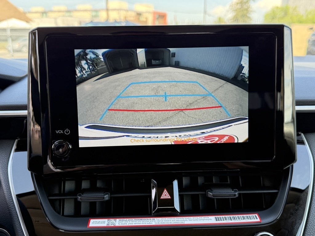 2025 Toyota Corolla LE photo 24