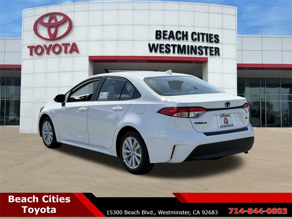 2025 Toyota Corolla LE photo 8
