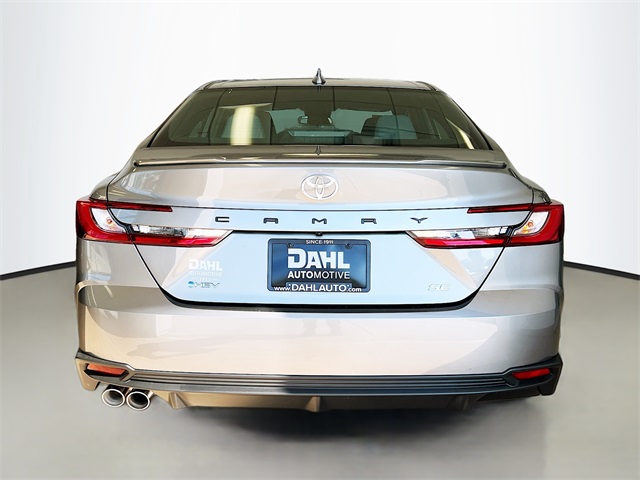2025 Toyota Camry SE photo 4