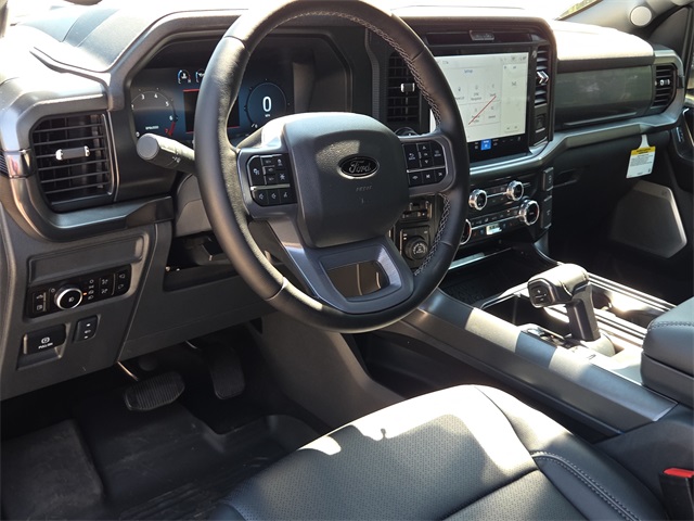 2025 Ford F-150 Lariat photo 15