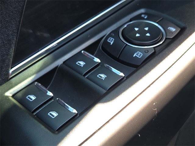 2025 Ford F-150 Lariat photo 17
