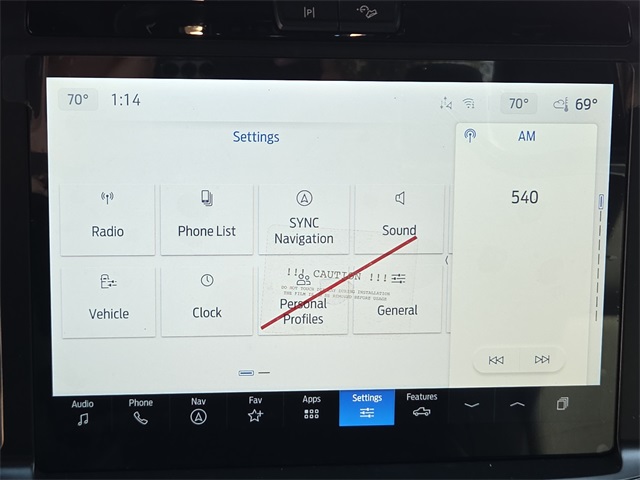 2025 Ford F-150 Lariat photo 18