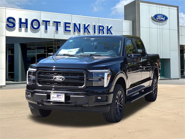 2025 Ford F-150 Lariat photo 2
