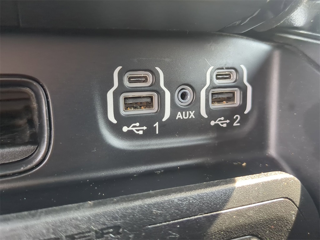 2022 Ram 1500 Laramie photo 23