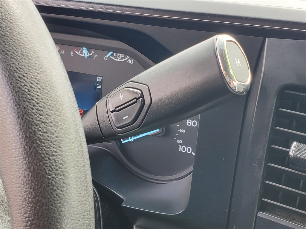 2024 Ford F-350 photo 14