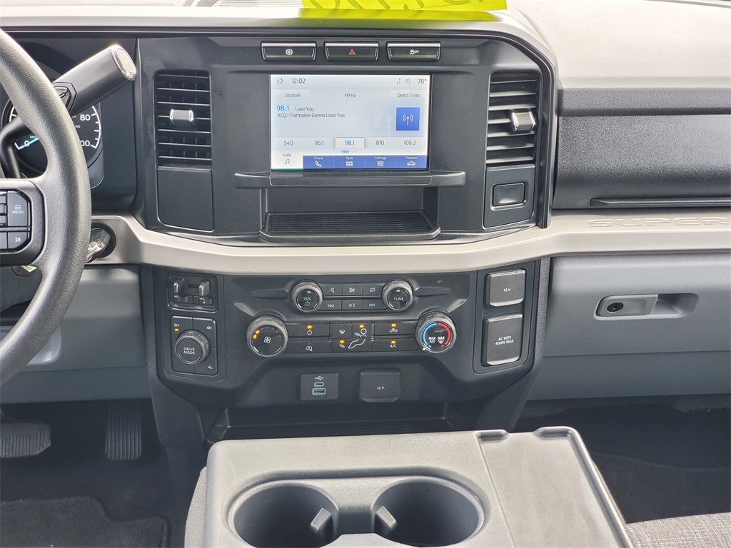 2024 Ford F-350 photo 23