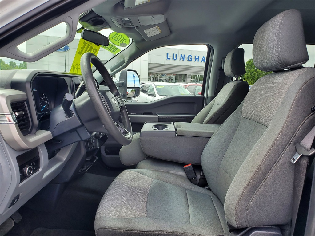2024 Ford F-350 photo 6