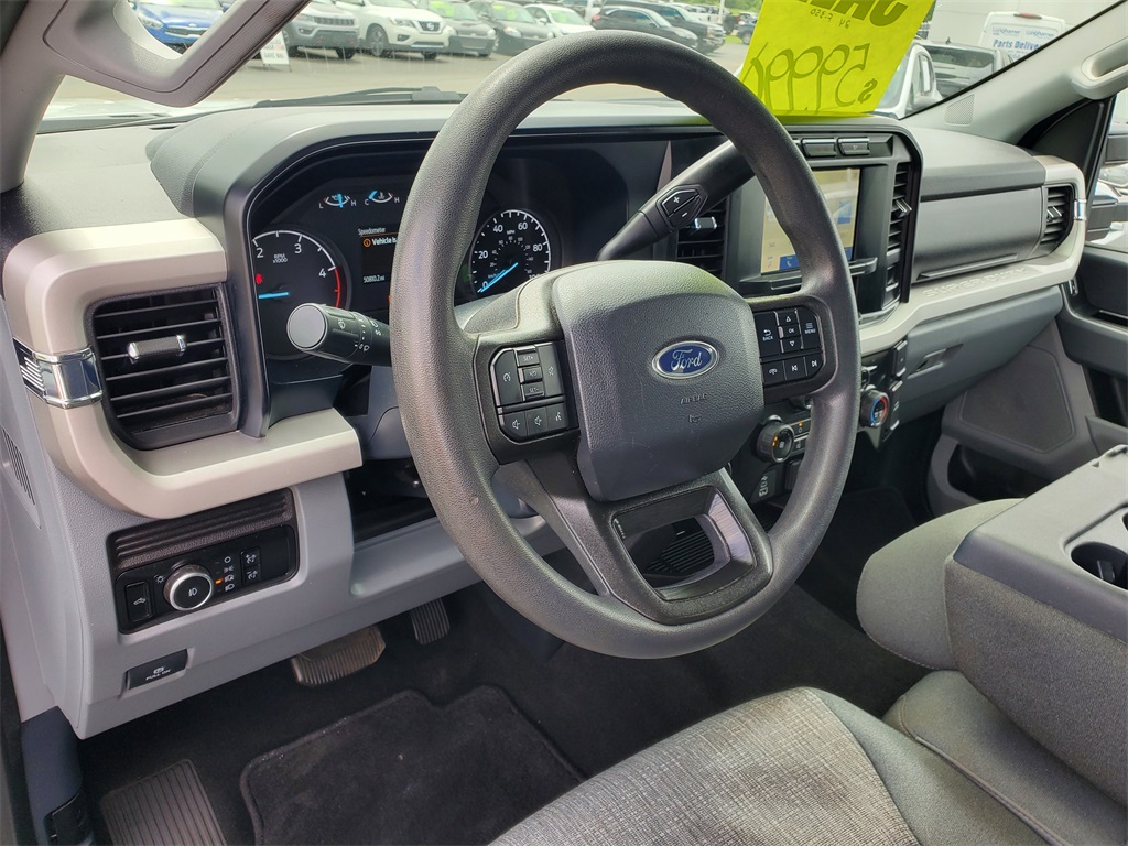 2024 Ford F-350 photo 8