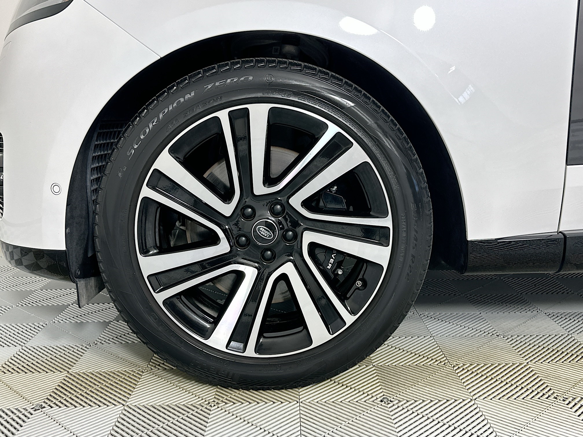 used 2023 Land Rover Range Rover car, priced at $112,998