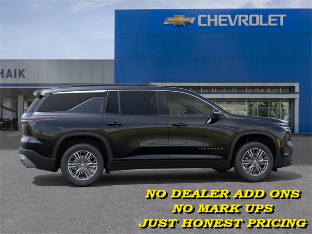 2026 Chevrolet Traverse photo 2