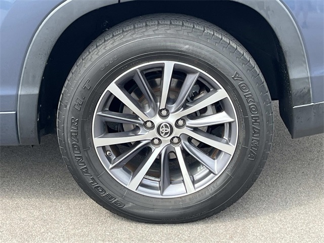 used 2017 Toyota Highlander car, priced at $22,991