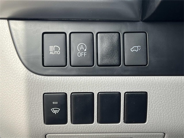 used 2017 Toyota Highlander car, priced at $22,991