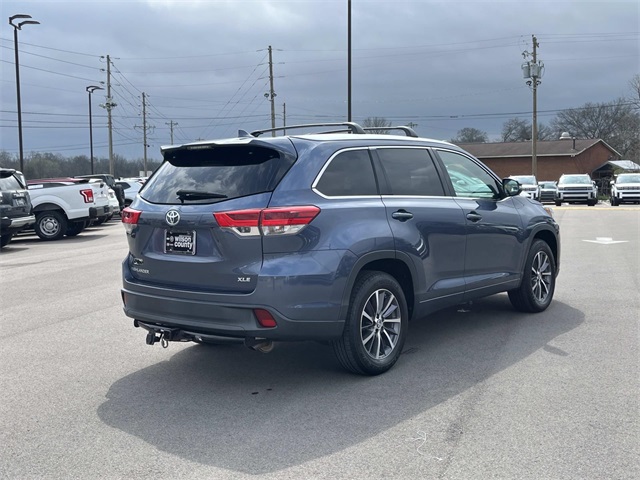 used 2017 Toyota Highlander car, priced at $22,991