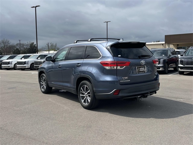 used 2017 Toyota Highlander car, priced at $22,991