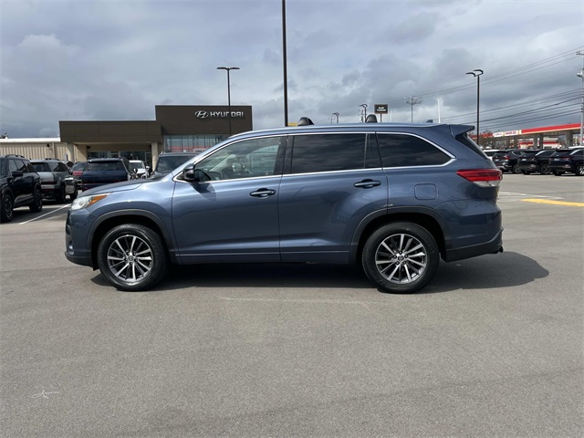 used 2017 Toyota Highlander car, priced at $22,991