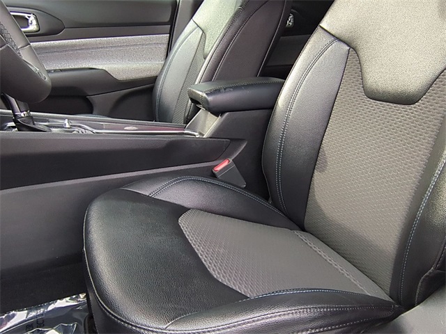 used 2024 Jeep Compass car, priced at $18,911