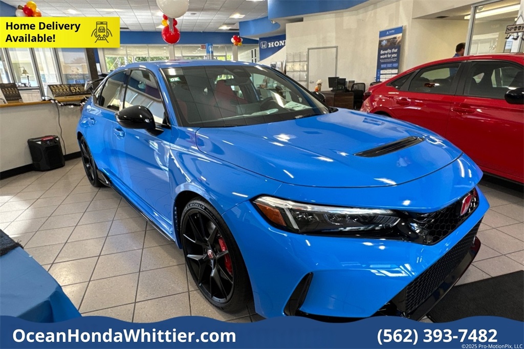 2025 Honda Civic Hatchback Type-R's photo