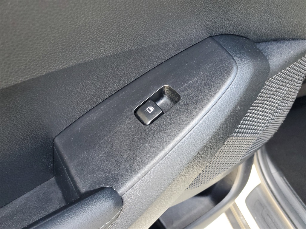 Used 2024 Kia Seltos SUV