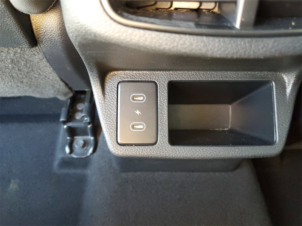 Used 2024 Kia Seltos SUV