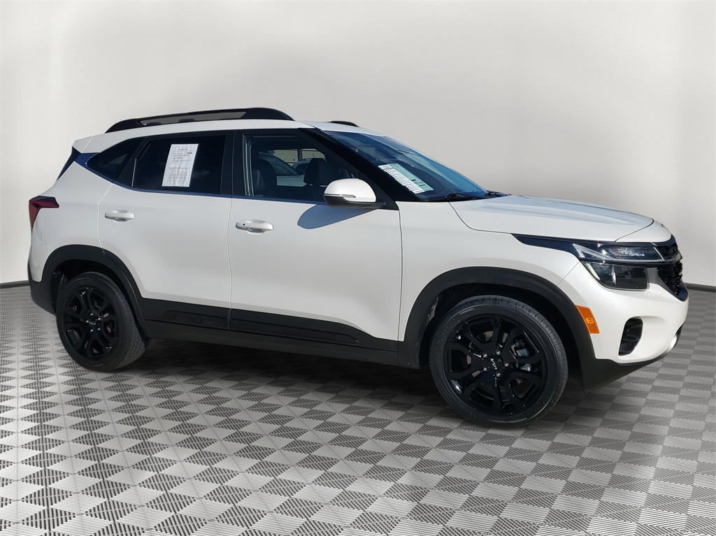 Used 2024 Kia Seltos SUV
