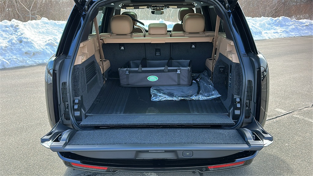 new 2026 Land Rover Range Rover car, priced at $134,170