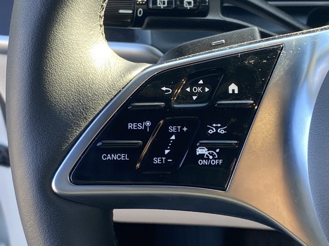 used 2025 Mercedes-Benz GLC car, priced at $47,900