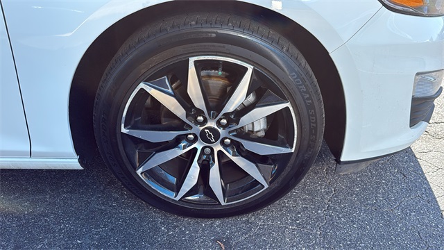 used 2020 Chevrolet Malibu car, priced at $12,999