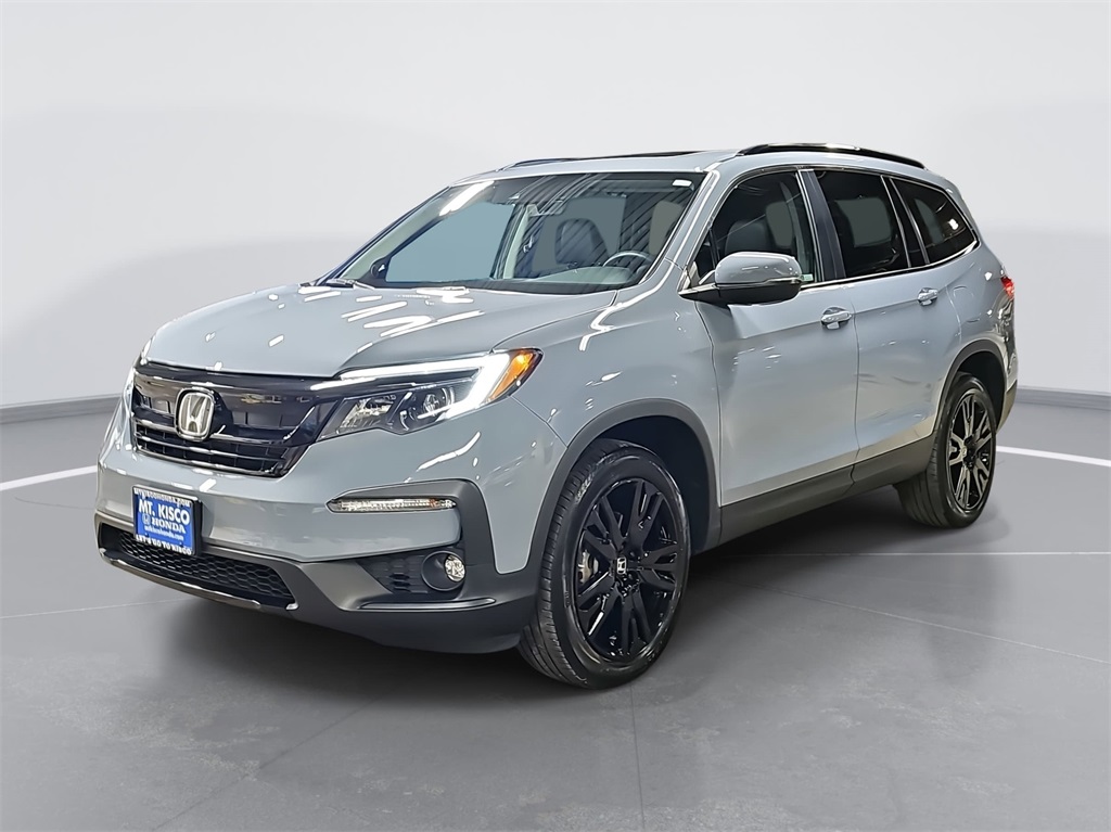 2022 Honda Pilot SE's photo