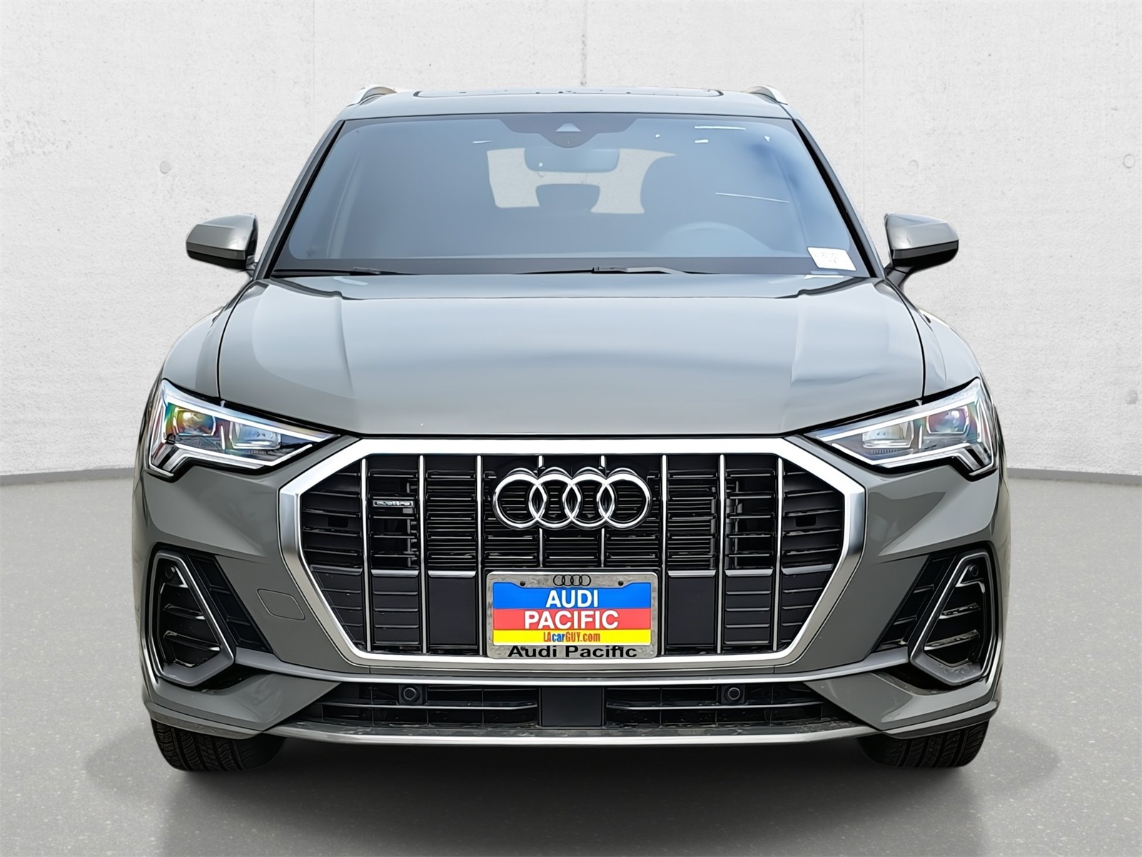 2025 Audi Q3 S Line Premium's photo