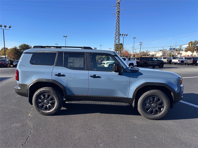 2026 Toyota Land Cruiser Premium photo 2