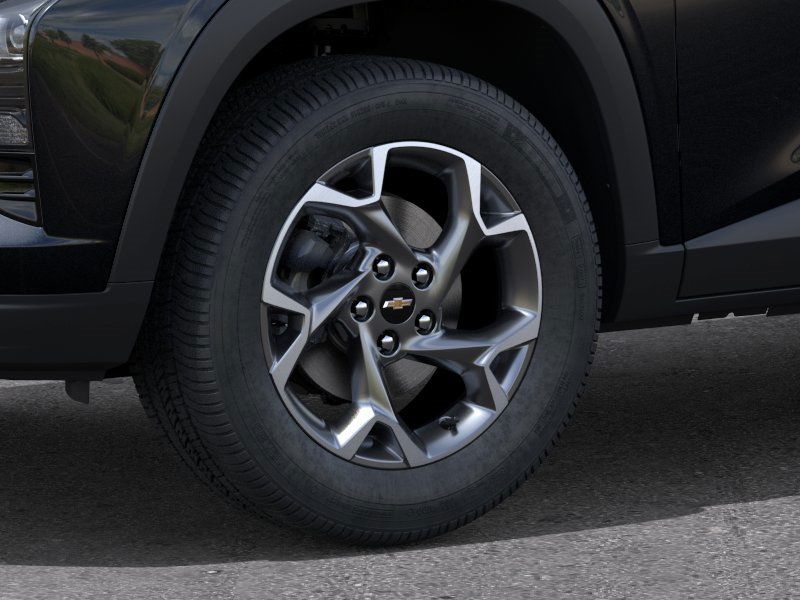 2025 Chevrolet Trax LT SUV FWD 9